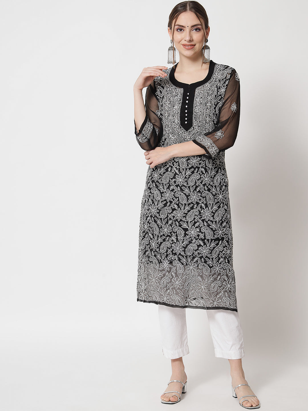 black #long #kurti #with #jeans #blacklongkurtiwithjeans Black & White  Printed Floral Georgette Asymme… | Long kurti designs, Trendy fashion  outfits, Kurti designs